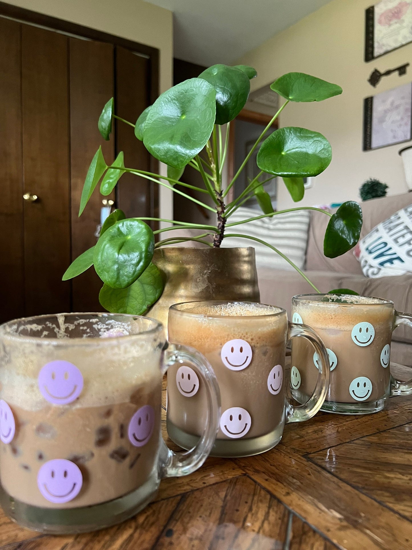 Smiley Face Glass Mug